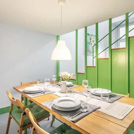Very - Unique Design - New Apartment *