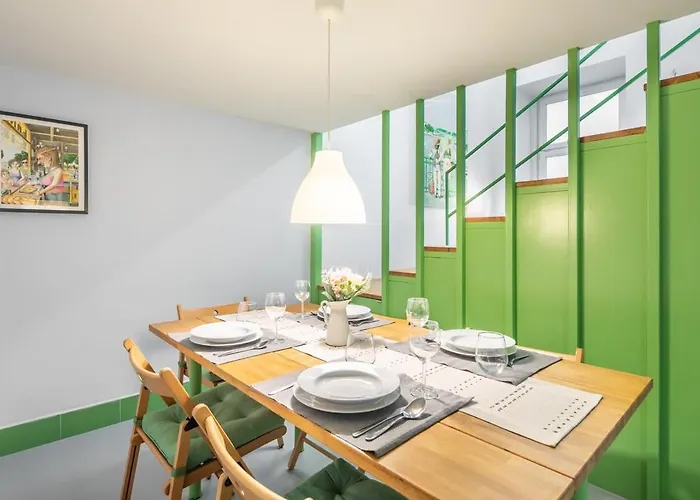 Very - Unique Design - New Apartment *